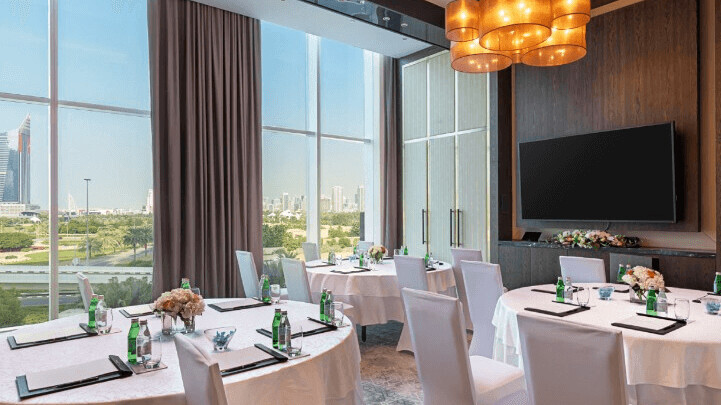 Taj Jumeirah Lakes Towers